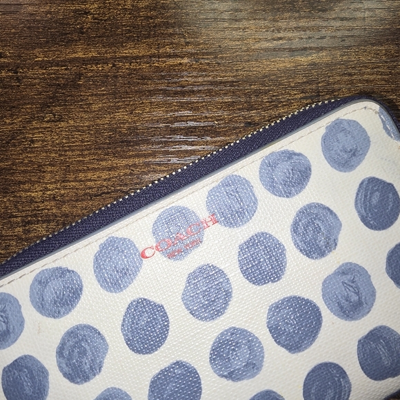 Euc coach zip wallet wristlet - Picture 2 of 4